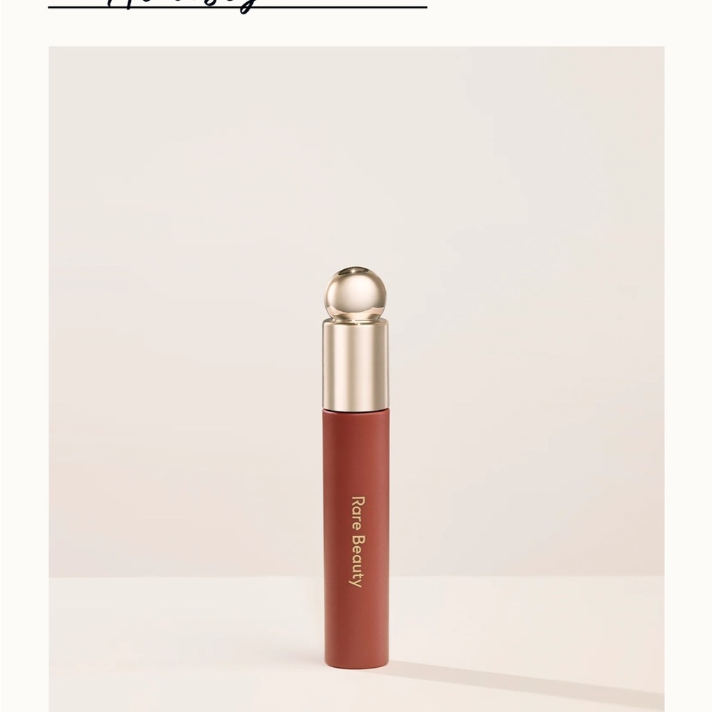 Rare Beauty Soft Pinch Lip Oil in color HONESTY
